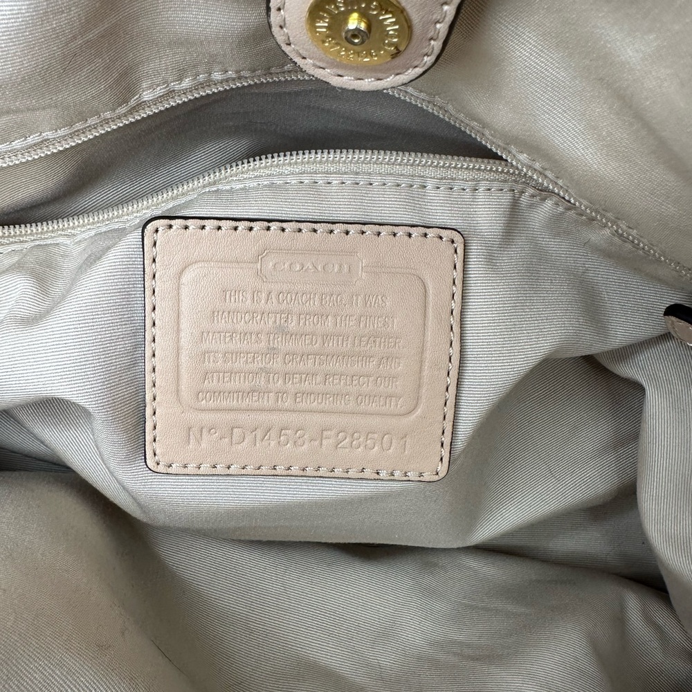 Coach Elegant Beige and Teal Designer Tote Bag F28501 - Picture 8 of 10